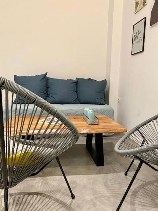 A Place 4U No10 - Garden-Level Getaway 2 Bedroom 2 Bathroom Apartment With Yard Aten Exteriör bild