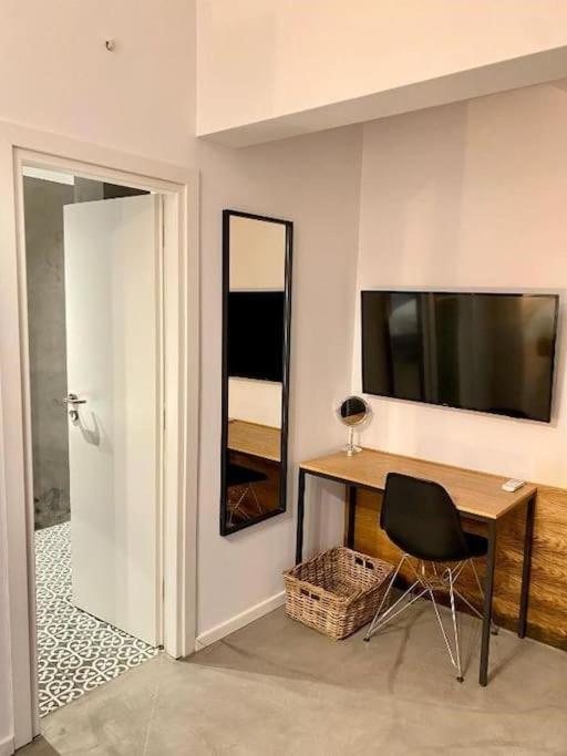 A Place 4U No10 - Garden-Level Getaway 2 Bedroom 2 Bathroom Apartment With Yard Aten Exteriör bild